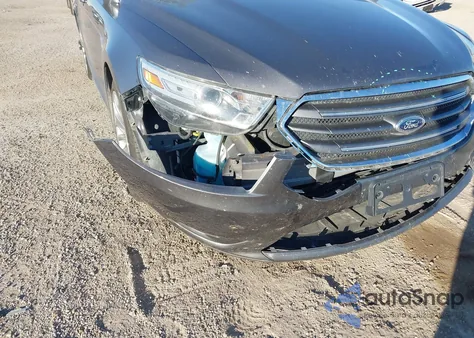 2013 Ford Taurus Limited z USA, uszkodzony, nr VIN 1FAHP2F82DG116701